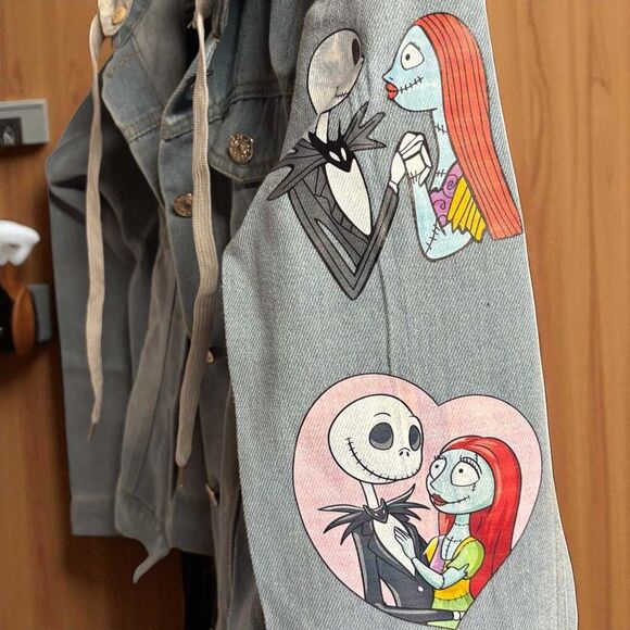 A Nightmare Before Christmas Distressed Denim Jacket with Hoodie Jr Size M NWOT - Picture 2 of 4